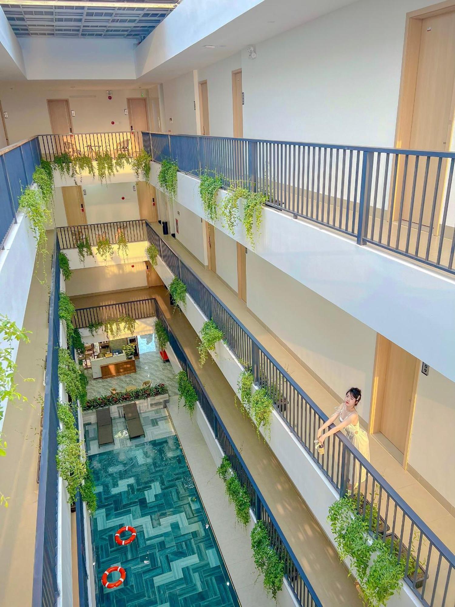 Diora Hotel Pleiku By Hos מראה חיצוני תמונה
