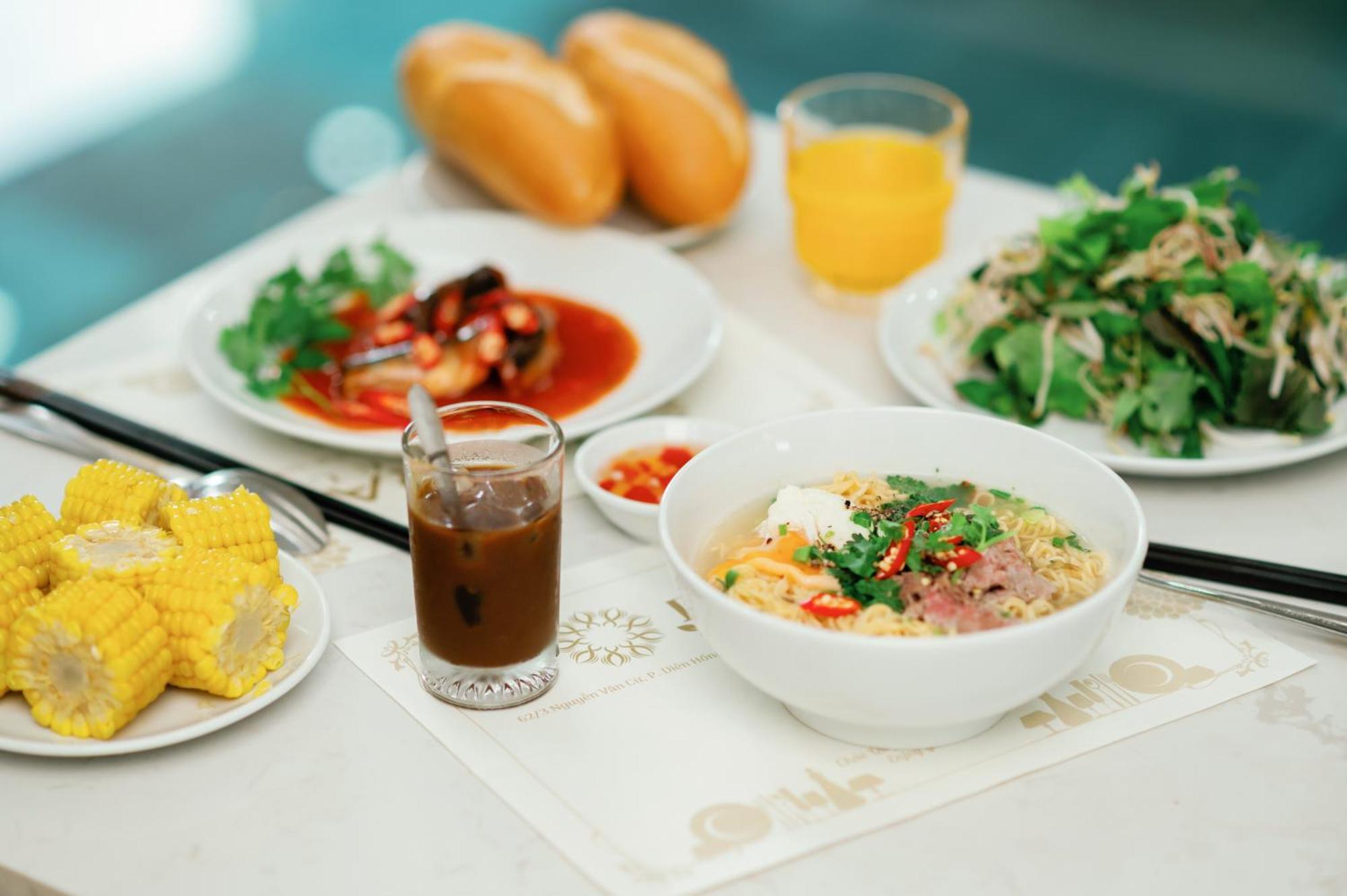 Diora Hotel Pleiku By Hos מראה חיצוני תמונה